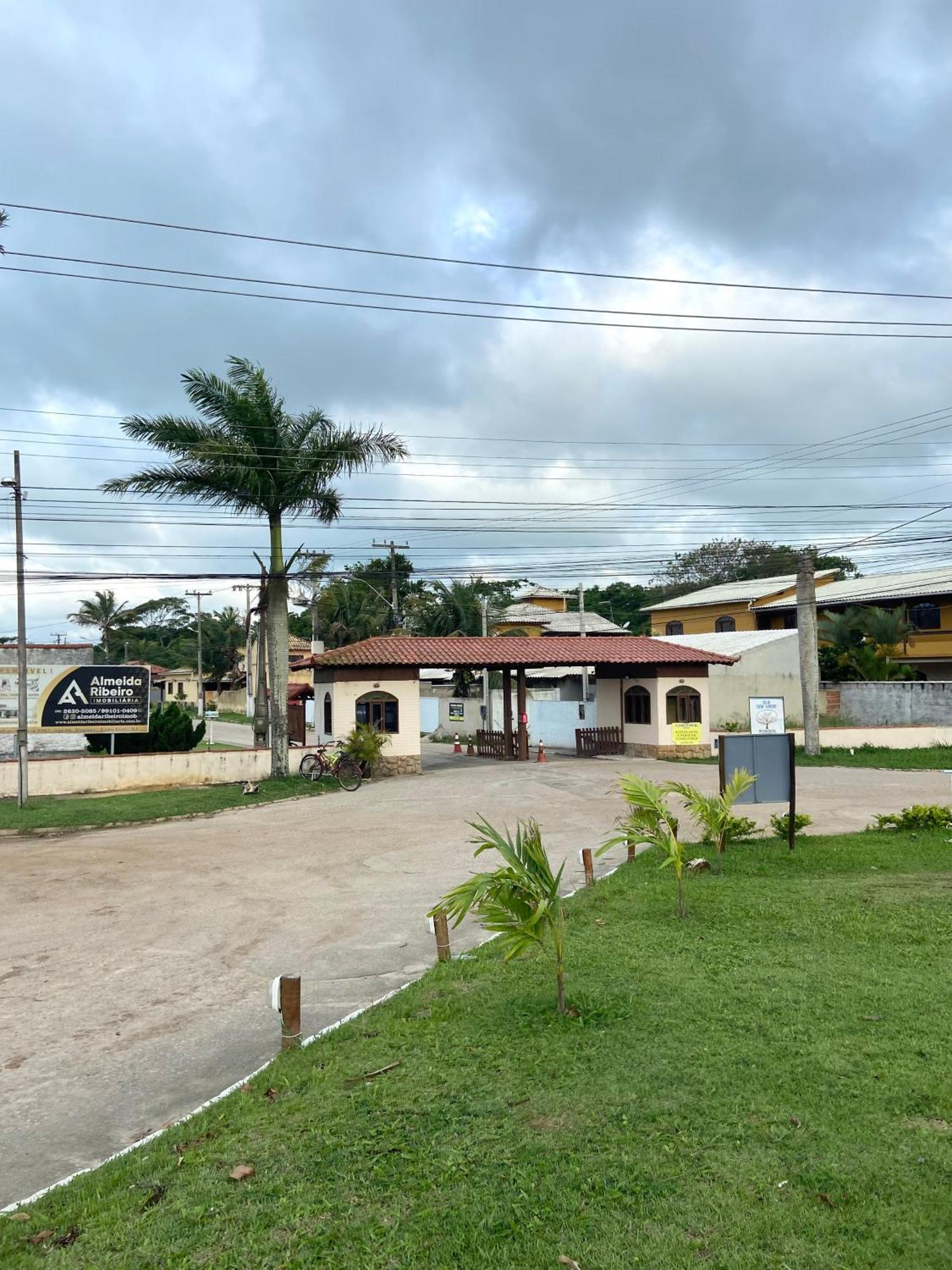 Casa temporada RecantoHouse inteira até 10 pessoas - 1 minuto a pé da praia, com piscina, sinuca e ar condicionado - Condominio Florestinha - Unamar - Cabo Frio Tamoios Esterno foto